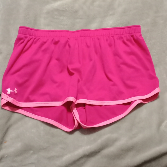 Under armor running shorts bundle medium - Picture 11 of 13